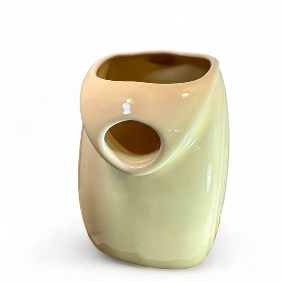 FIESTA WARE, FIESTAWARE, “Old Ivory” Pitcher, Large Disk Jug circa